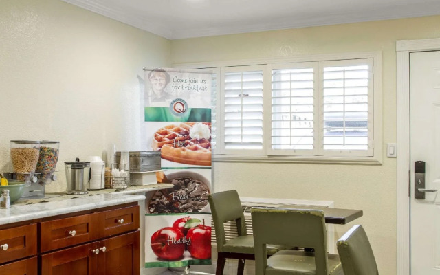 Signature Inn Berkeley