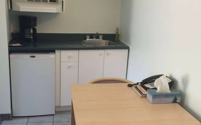 Shemron Suites Hotel