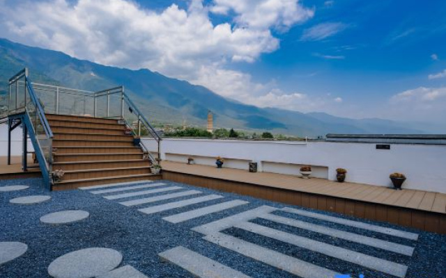Dali Ancient City Mehao Lizhi Hotel