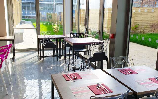 Appart-Hôtel Mer & Golf City Bordeaux Lac