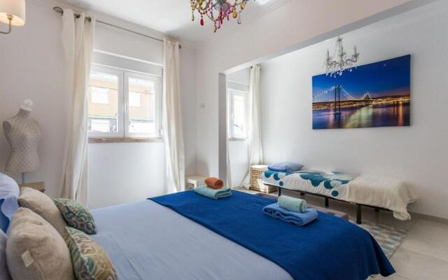 Flat with 1 bedroom and terrace in Moscavide - Lisbon