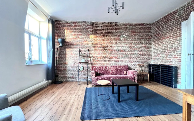 Spacious Family Apartment Midi
