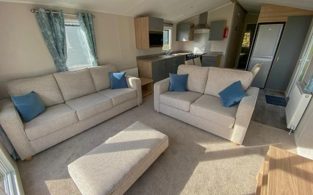 Cayton Bay Kestrel40