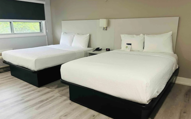 Motel 6 – Cornwall, ON