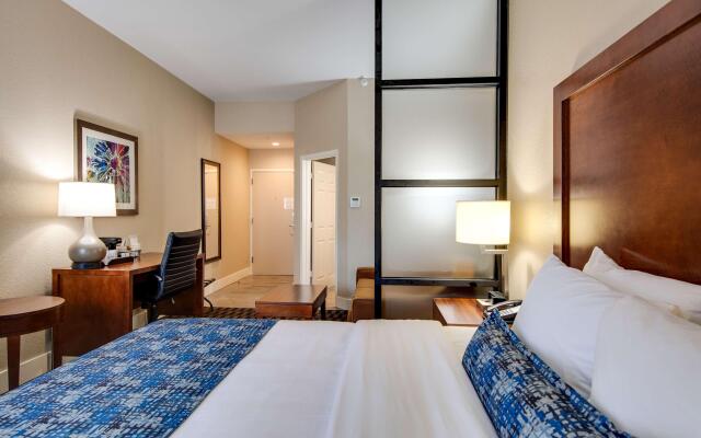 Best Western Plus Greenville I-385 Inn & Suites