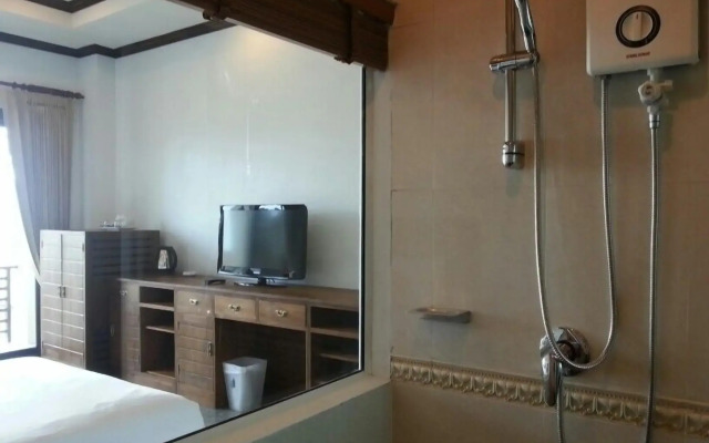 Poolsawat Villa