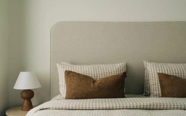 Roxburgh House Apartments