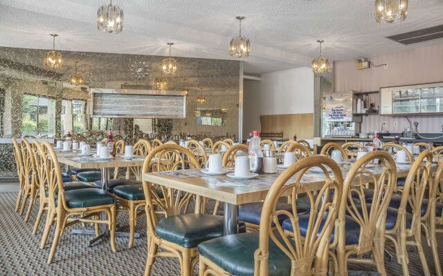 Rodeway Inn Fallsview