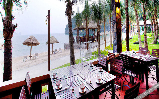 Cát Bà Beach Resort