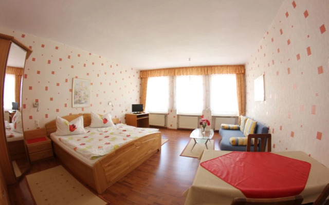 Ferienwohnungen und Appartements - Haus Budinger