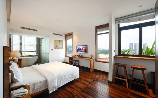 Sky Gem Central Hotel