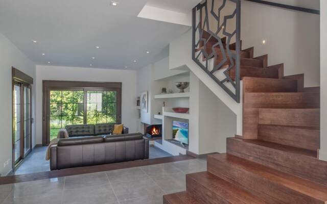 Aldea Blanca Luxury Townhouse