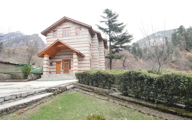 White Pearl Cottage