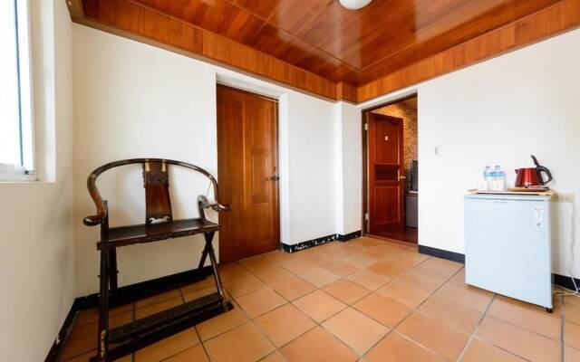 Hualien Yanliau B&B