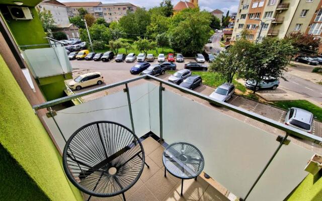 Prima Residence Apartment