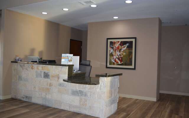 Wingate by Wyndham College Station South