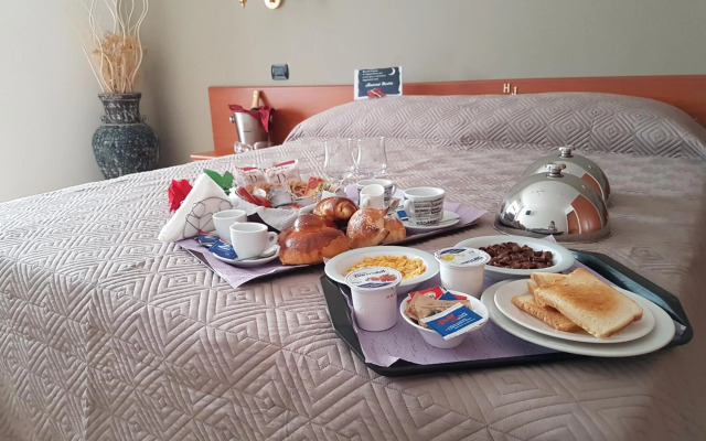 Hotel Joy