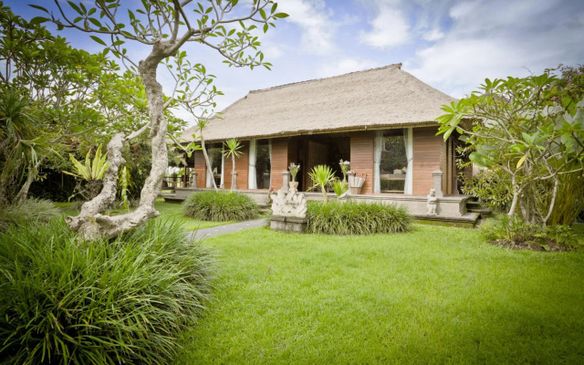 Sri Ratih Cottages