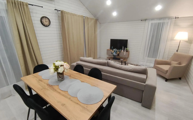 Sreda Green Lounge (Barnhouse 394)