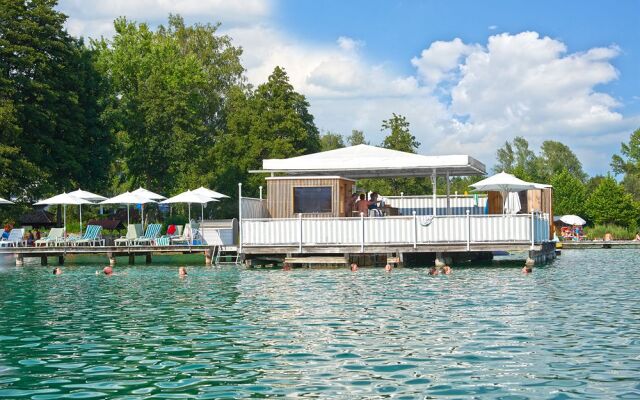 Amerika-Holzer Hotel Resort