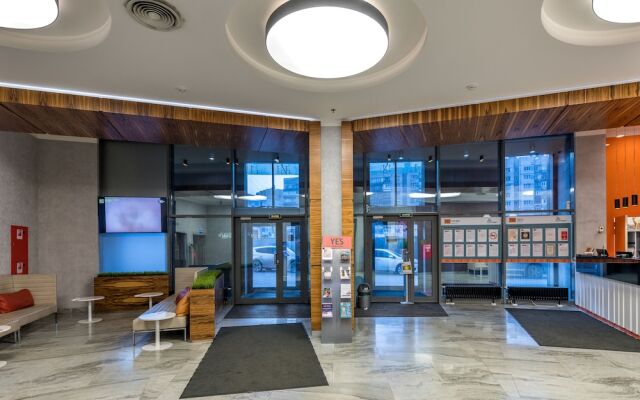 Renthouse Khoshimina 16