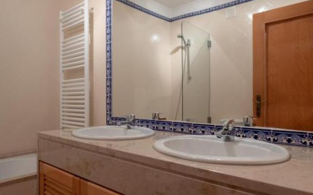 Stunning Caravelas Apartment