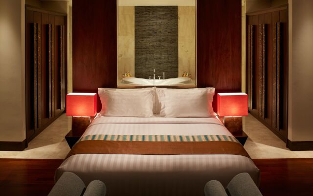 Sun Island Suites & Spa Goa Gong