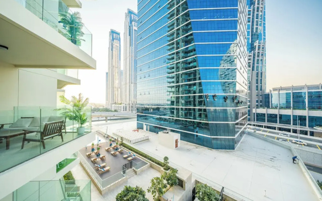 Exclusive 1BR Urban Oasis Canal