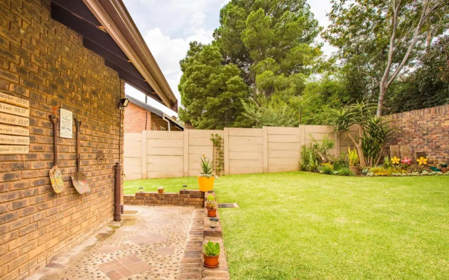 LeoZet Self catering apartment