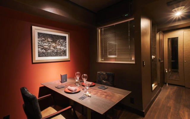 Roppongi Hotel S