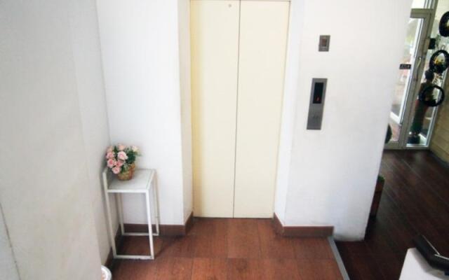 @Home Executive Apartment