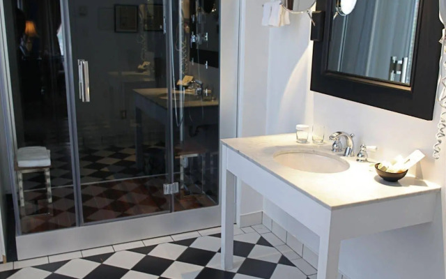 LHotel Montreal