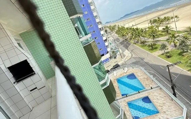 Pé na Areia Praia do Maracanã II