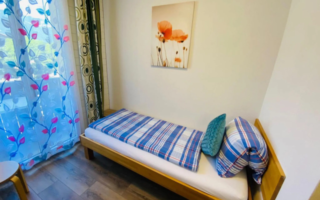 Hotel Christina – Guest Rooms – Wilderswil
