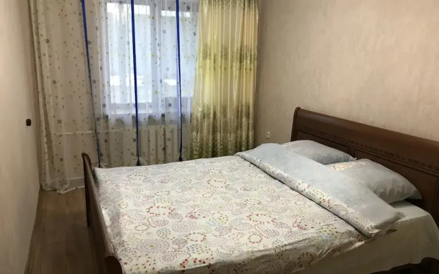 Апартаменты в центре в стиле 80-х