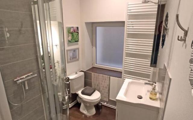 Bel appartement indépendant centre de Magny-Cours avec parking