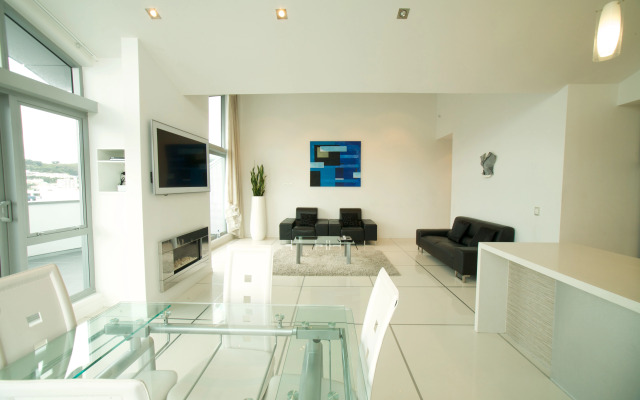 70 Tory Apartment Hotel