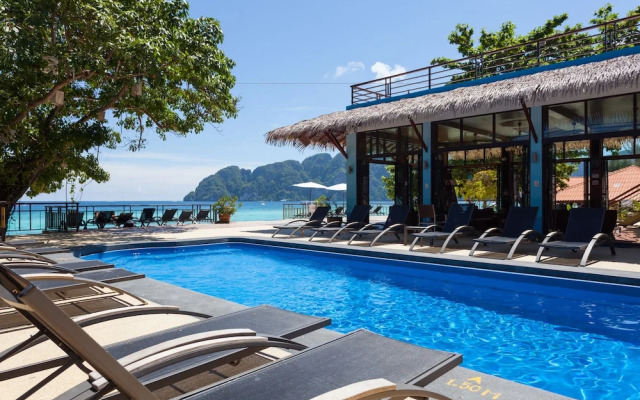 Phi Phi Long Beach Bungalow