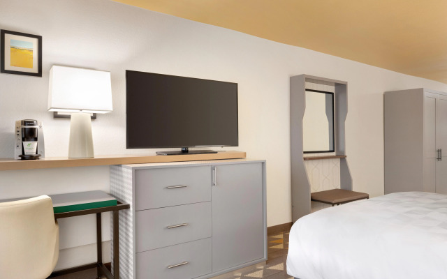 Holiday Inn Houston Intercontinental Airport by IHG