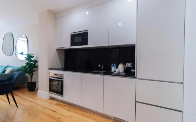 Almada 1.3 by LovelyStay