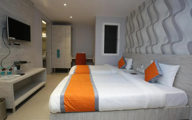 Hotel Kailash Plaza