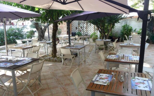 Hôtel le Tivoli