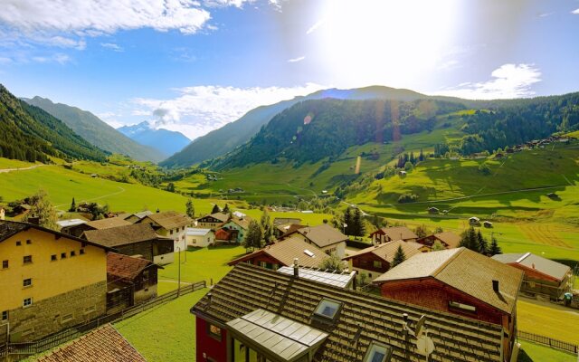 Hotel & Restaurant Vallatscha