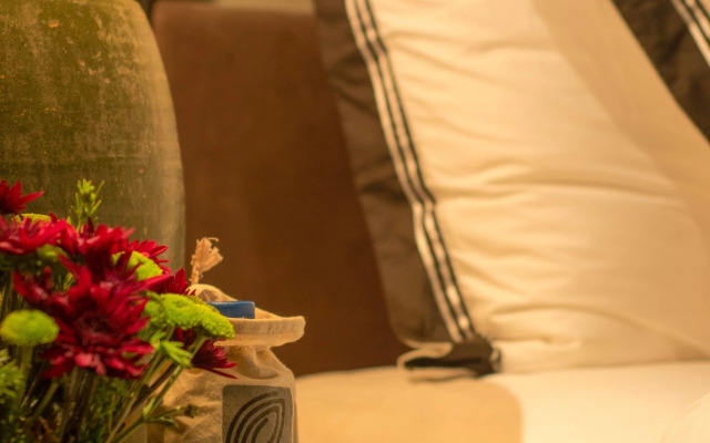 Stone House Suites Kandy
