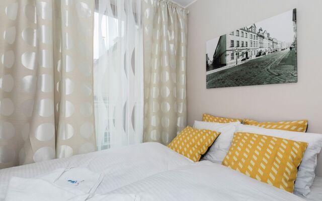 Apartment Poznan Dominikanska by Renters