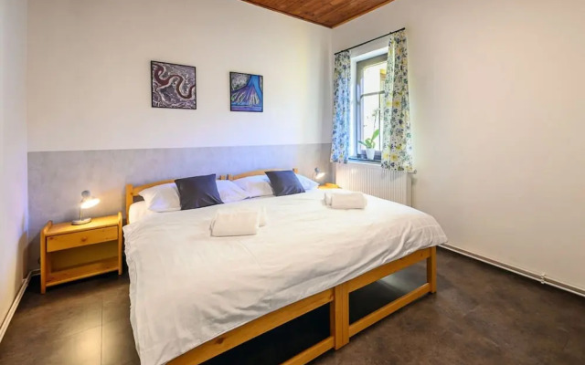 Villa Near Prkenny Dul With Sauna