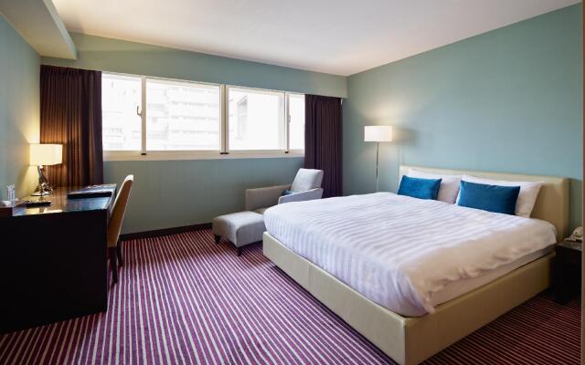 52 Hotel
