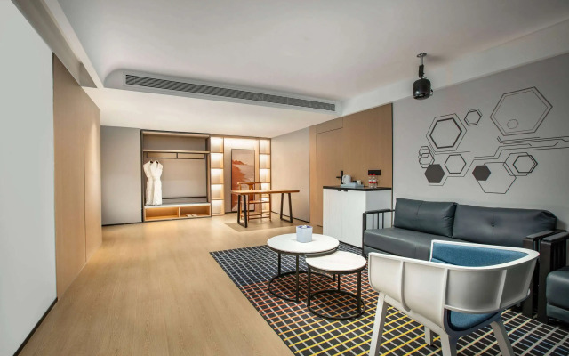 Microtel By Wyndham Handan New Century