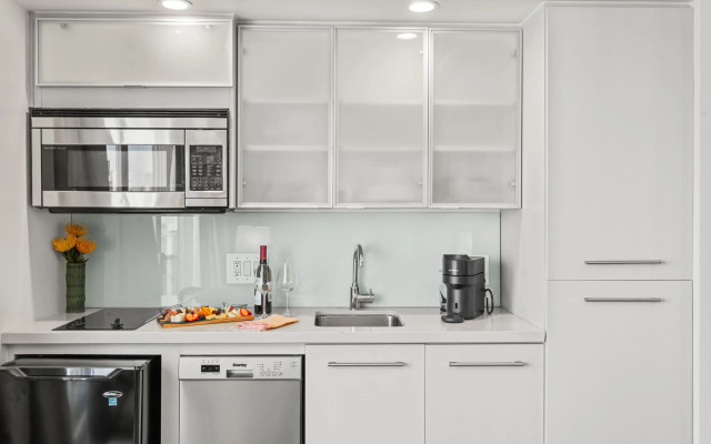 Ala Moana Hotel by LSI Resorts