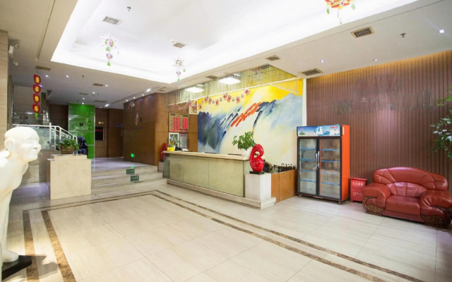 6+1 Chain Hotel Huaihua Railway Station